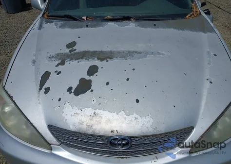 2002 Toyota Camry Le/Se/Xle z USA, uszkodzony, nr VIN JTDBE32K120077585